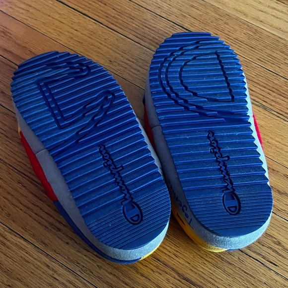 Champion Come Together House Slipper - Size Men’s 8 - Picture 5 of 7